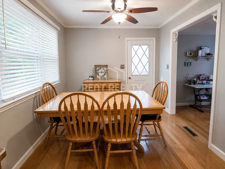 10 Orchard Lake Dr — Photo 5