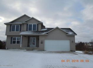 1444 Smith Farms Ct SE, Grand Rapids, MI 49508