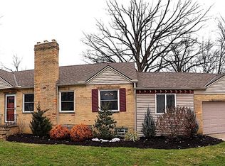 581 Upland Rd, Bay Village, OH 44140