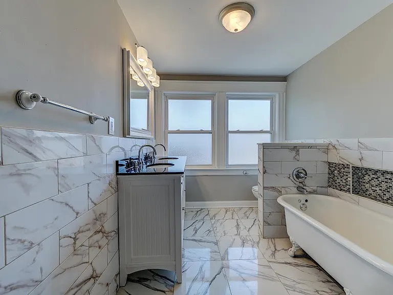 5779 Pershing Ave — Photo 43