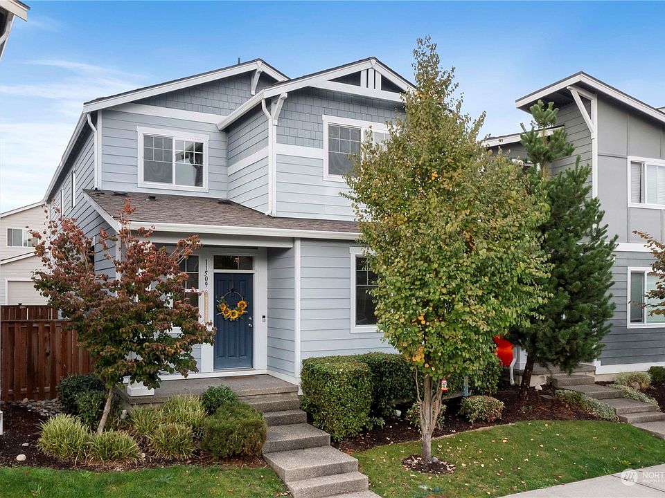 1st image of 11509 174th Street E