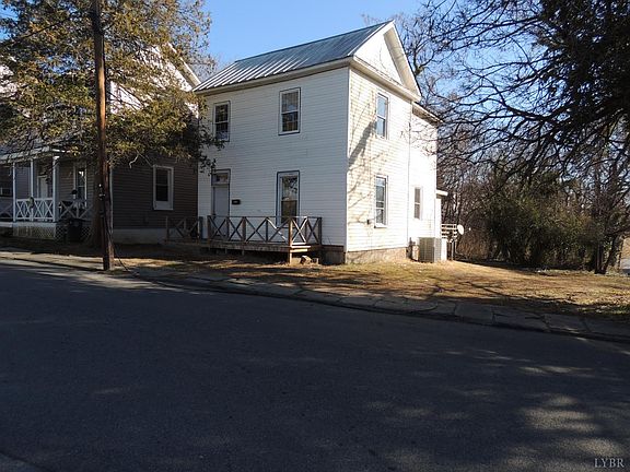 2nd image of 1030 Knight St