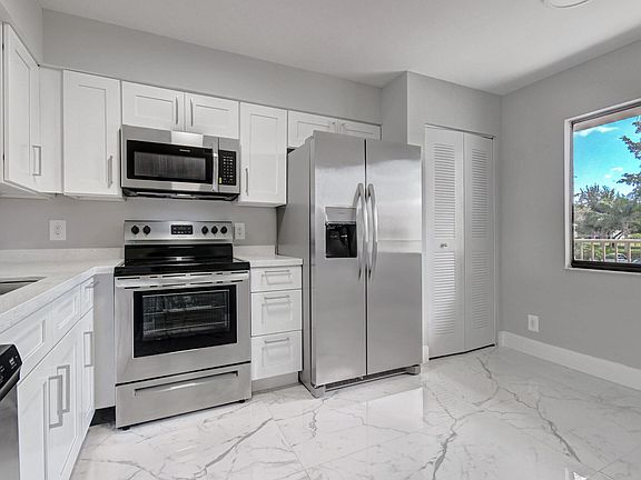 2nd image of 14425 Strathmore Lane #205