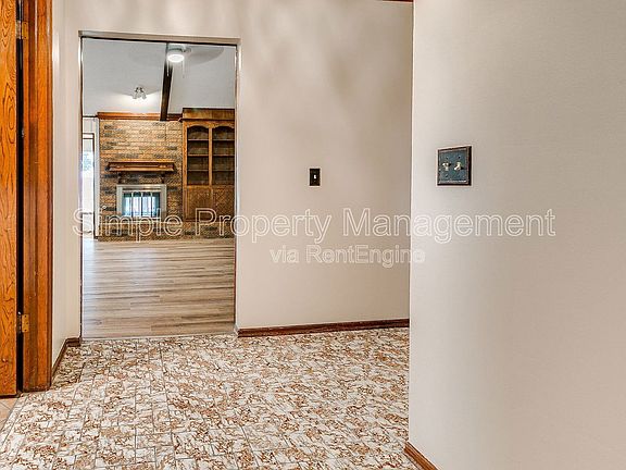4th image of 11304 Ashford Dr