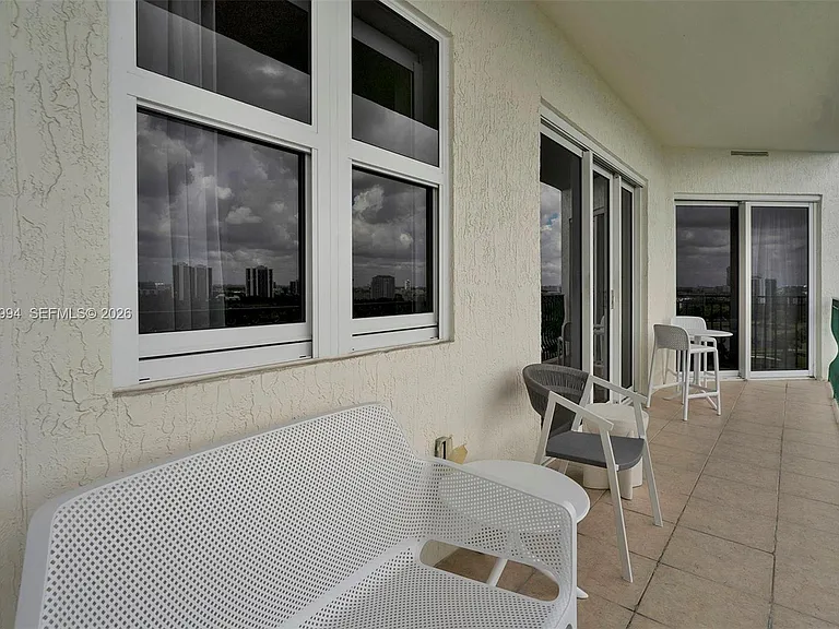 20000 Country Club Dr #6 — Photo 16