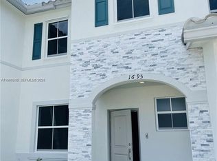 1695 SE 27th Rd #1695, Homestead, FL 33035