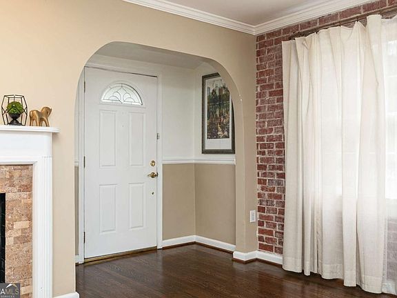 5th image of 683 Collier Rd NW