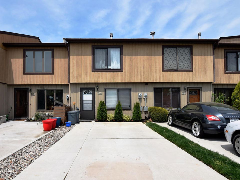 1st image of 961 Patterson Ave