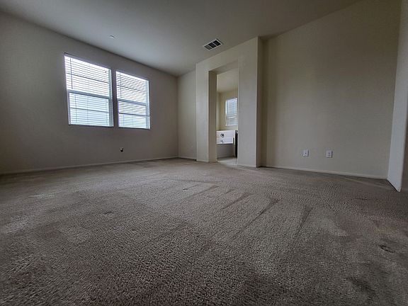 5th image of 26014 Chloe Pl