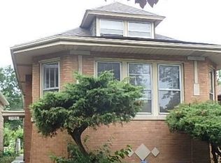 11704 S Hale Ave, Chicago, IL