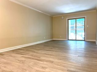1513 E Franklin St #A101, Chapel Hill, NC 27514