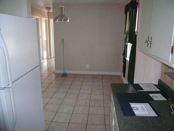 4th image of 2204 NW 46th St