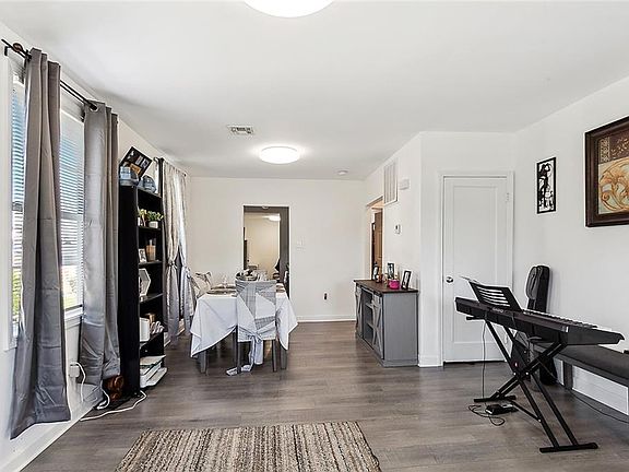 5th image of 2336-38 Madrid St