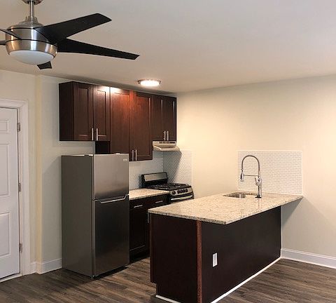 5th image of 834 Pine St #3B