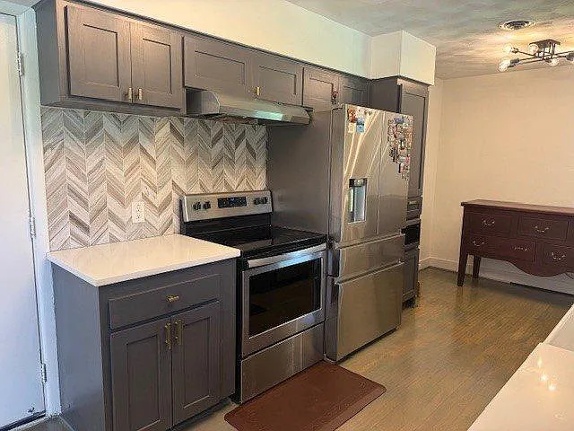 436 Degan Ave — Photo 7