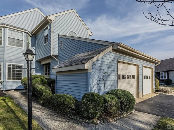 15A Dolley Madison Dr, Monroe Township, NJ 08831