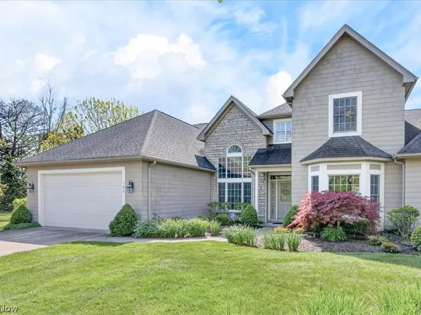 122 Haskell Dr, Cleveland, OH 44108