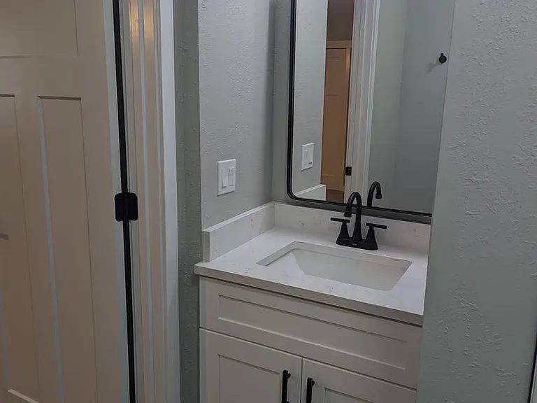 Eastridge — Photo 80