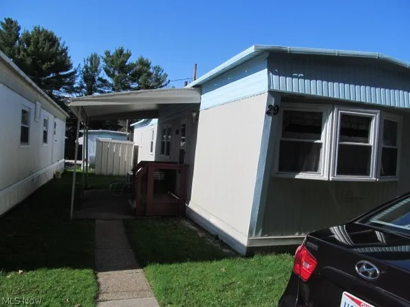 9735 Chillicothe Rd #29, Willoughby, OH 44094