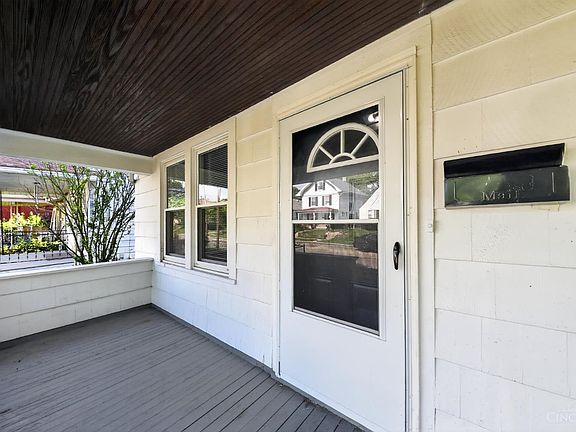3rd image of 6808 Betts Ave