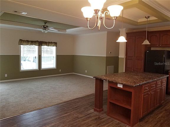 4th image of 15137 Pinellas Ave