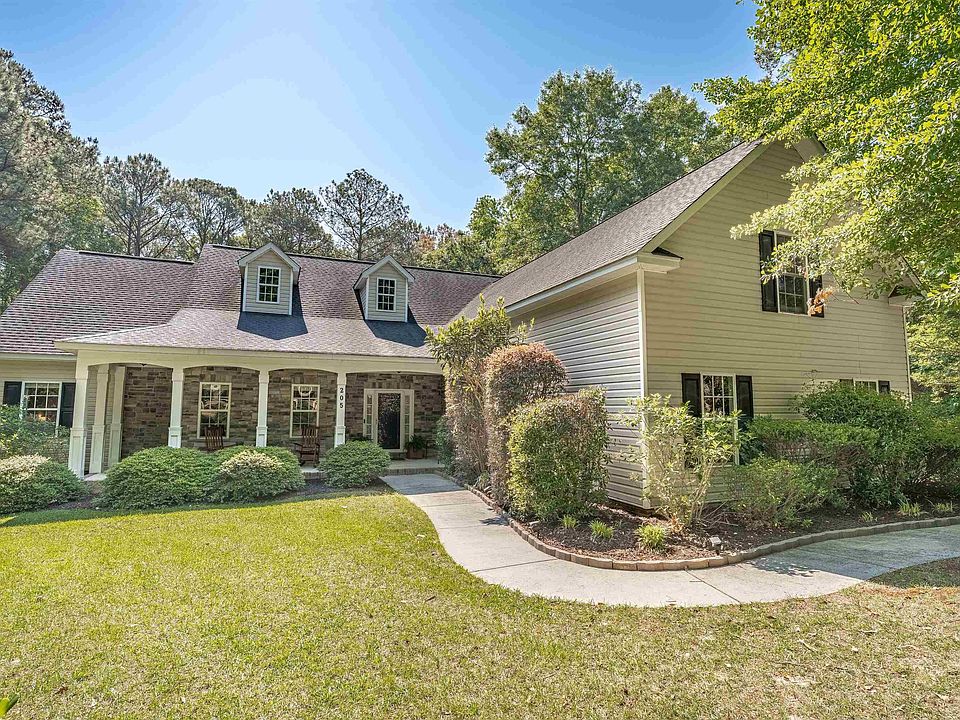 1st image of 205 Fair Ridge Rd
