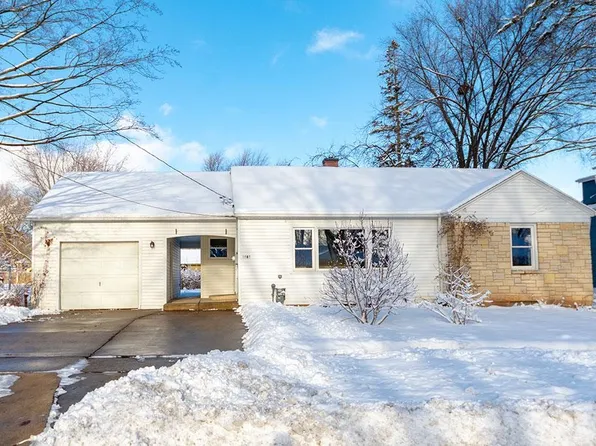 1169 McCormick St, Green Bay, WI 54301