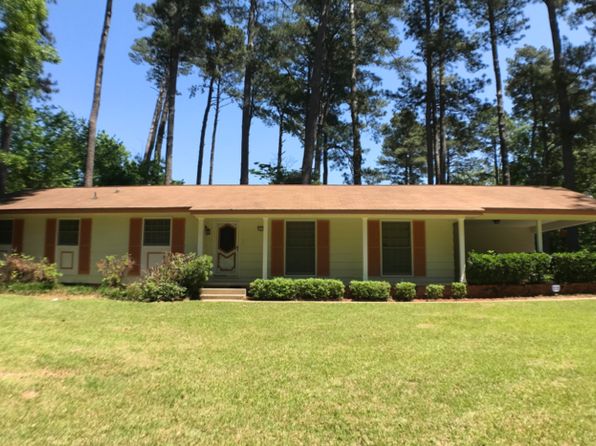 1110 Auburn Dr