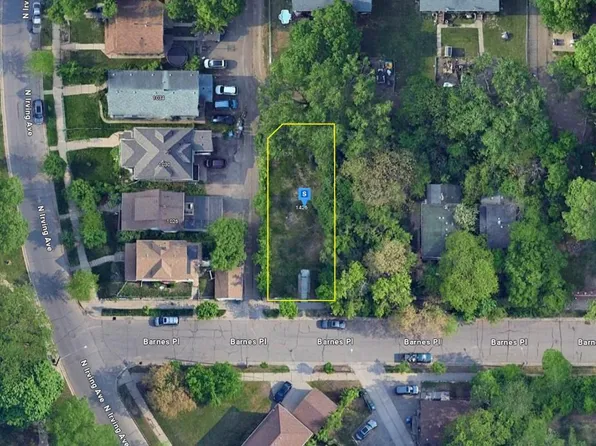 1426 Barnes Pl, Minneapolis, MN 55411