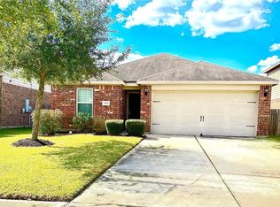 9406 Gold Mountain Dr, Rosharon, TX 77583
