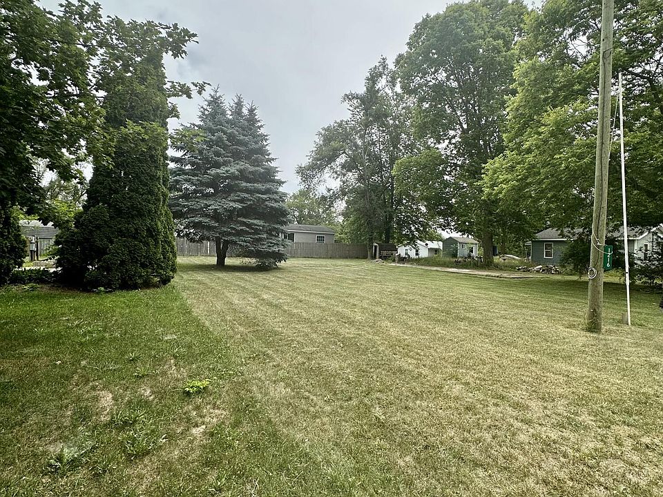1st image of 1208/1216 Chippawa Dr