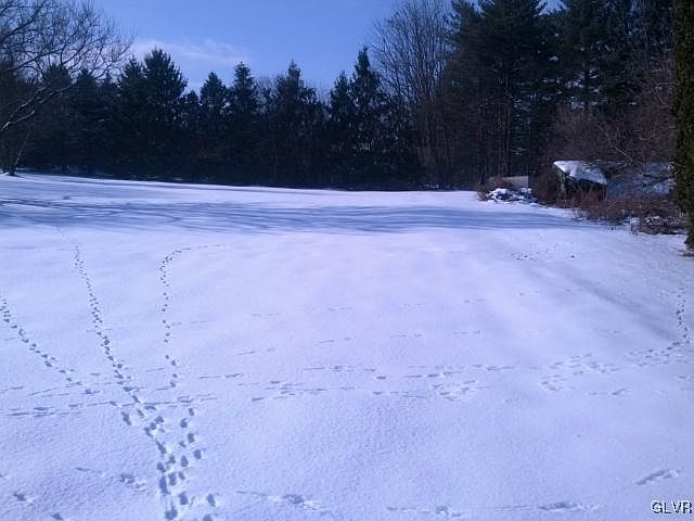 2nd image of 5048 E Valley Rd