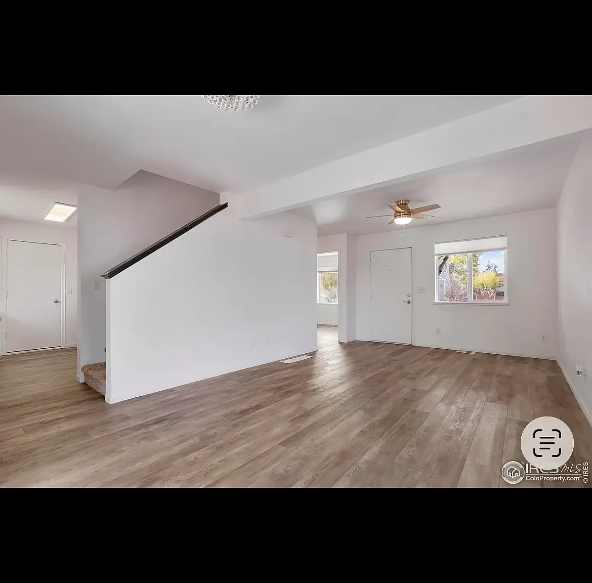 4 bed, 2074 sqft, $2,900 — Photo 2