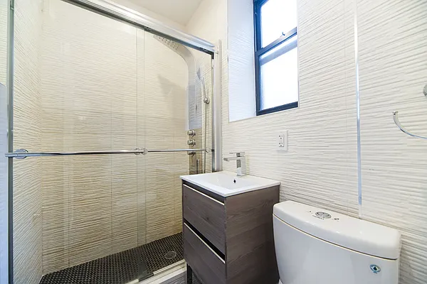 Rented by Platinum Properties | media 28