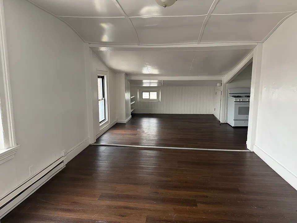 335 Grand Ave #3