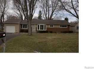 1760 June Ave, Rochester Hills, MI 48309