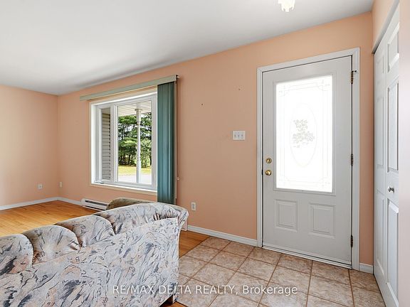 5th image of 264 Concession St #7