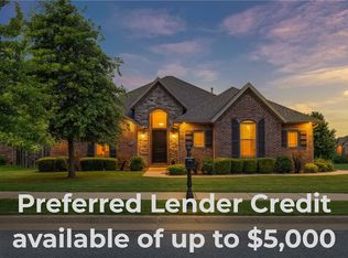 5811 SW Knotty Pine Rd, Bentonville, AR 72713