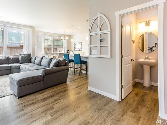 3rd image of 16013 77th Avenue Ct E