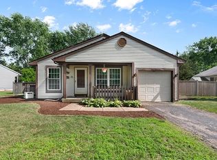 1944 Navarone Dr, Naperville, IL 60565