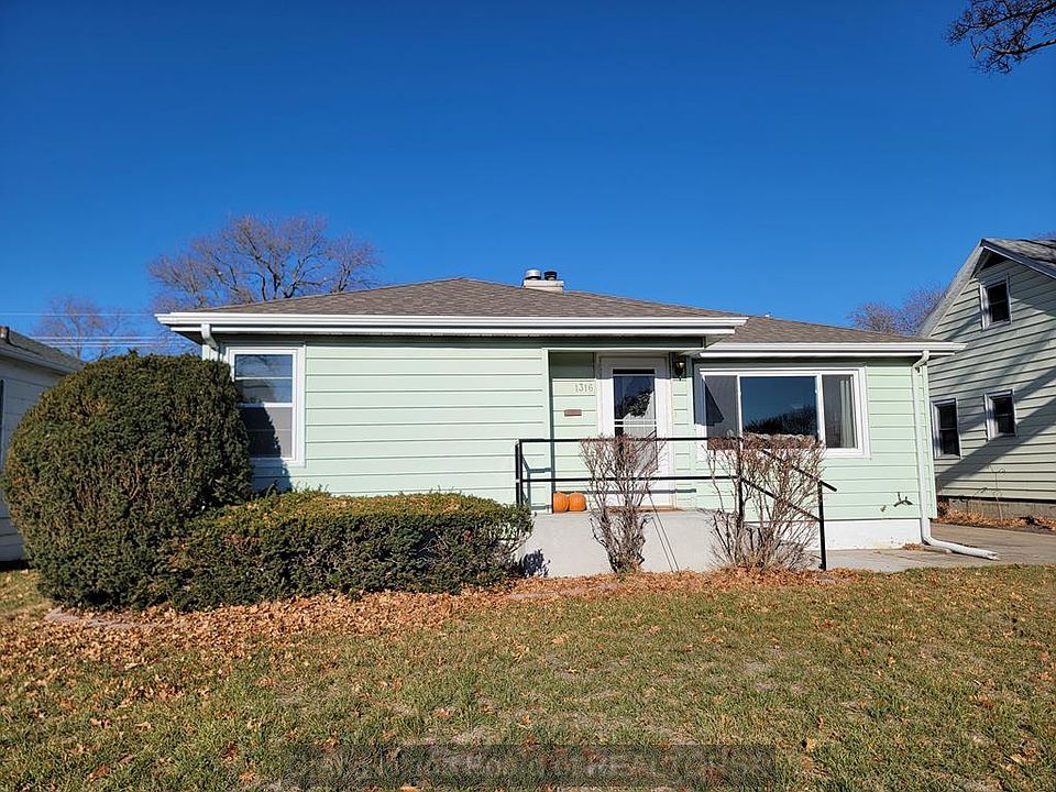 1st image of 1316 W Koenig St