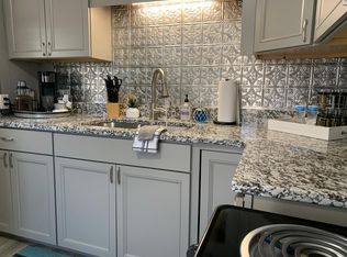 2122 S Fremont Ave, Springfield, MO 65804