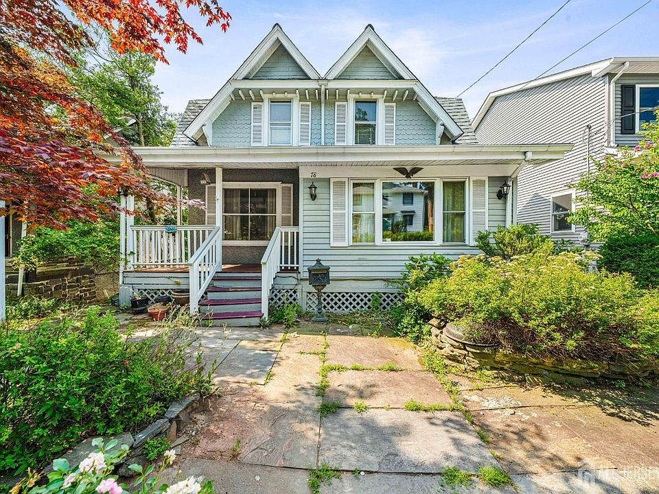 1st image of 78 Lawrence Ave