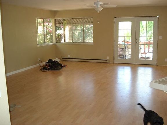 Large Great Room onto deck