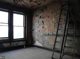 9 E State St, Trenton, NJ 08608