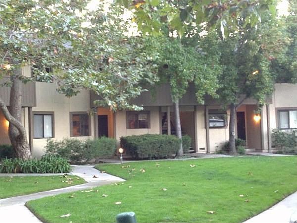 1st image of 1017 N Abbott Ave