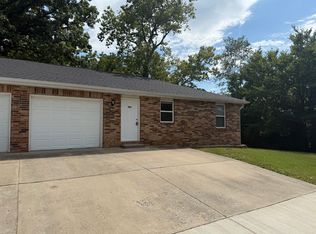 994 E Georgia St, Ozark, MO 65721