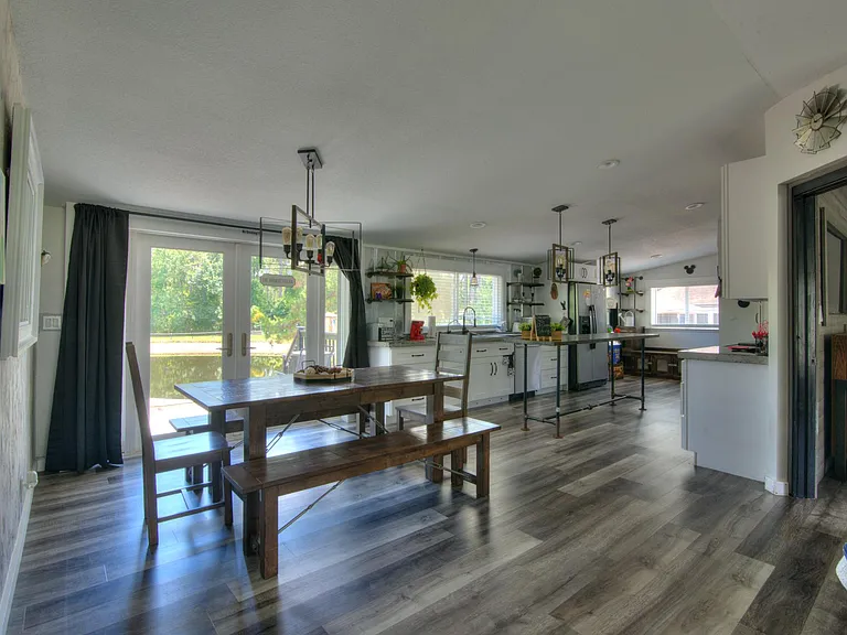 107 Deer Run Dr — Photo 14