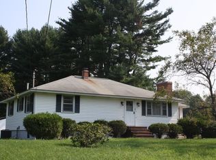 25 Donohue Rd, Dracut, MA 01826