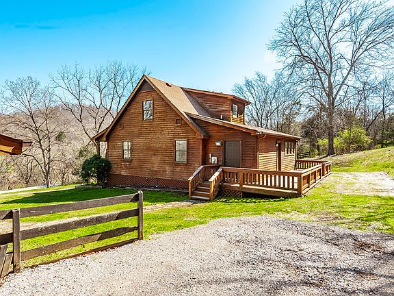 9th image of 655 Cummings Ln